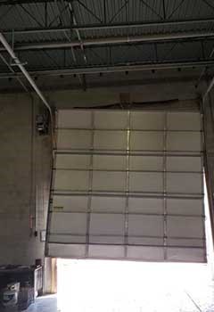 Garage Door Off Track Zellwood